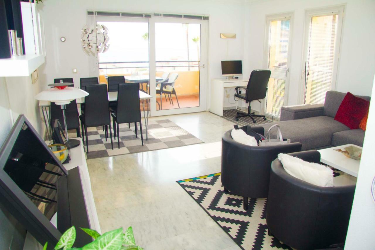 Apartment 22-casinomar With Amazing View! 0022 Benalmádena
